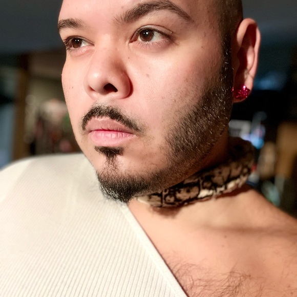 Meet your Posher, Omar - Picture 9 of 11